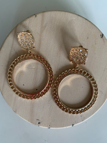 Sparkling gold Stone Earrings